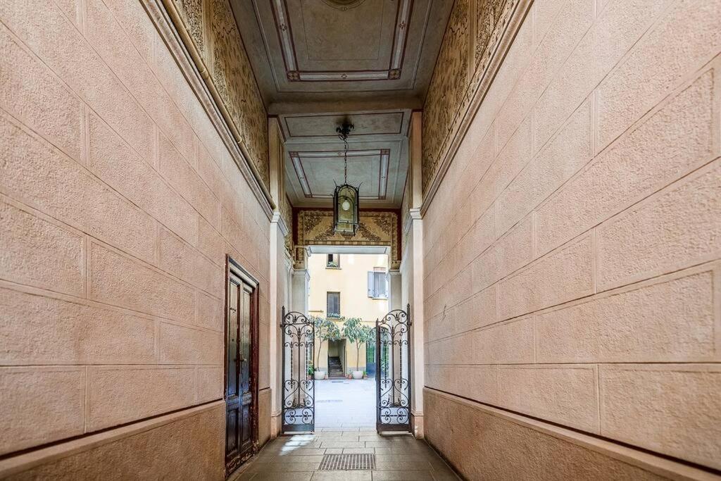 Duomo - Prestigious Penthouse With Panoramic View Apartment มิลาน ภายนอก รูปภาพ