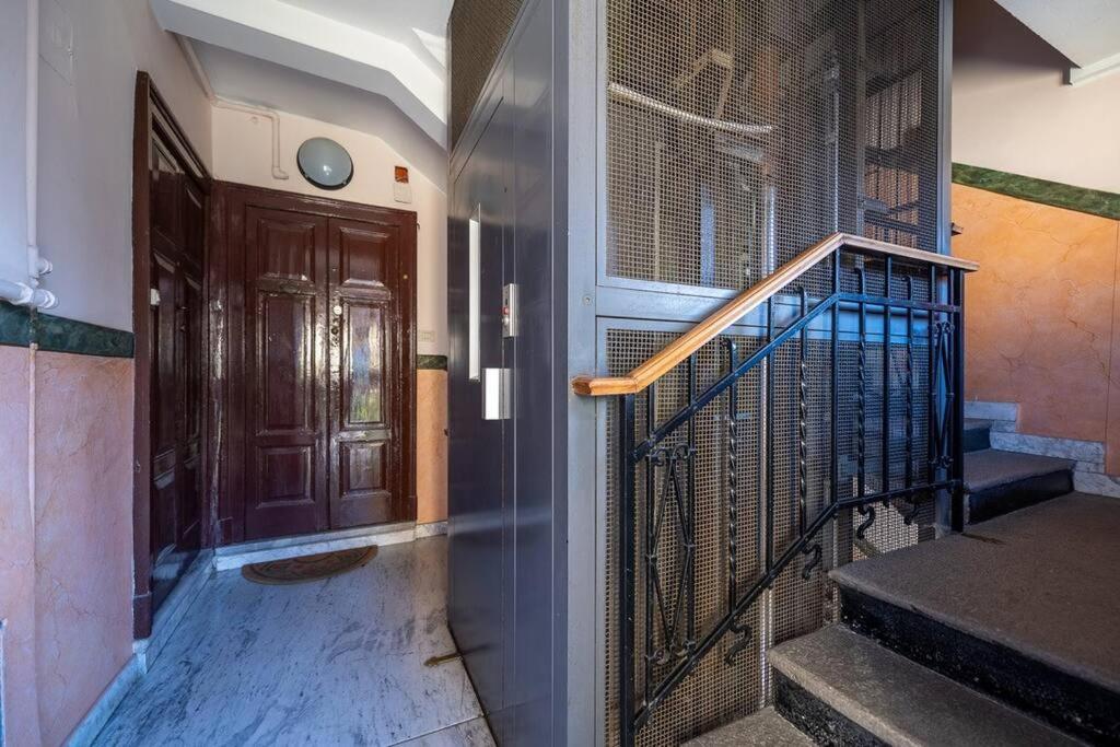 Duomo - Prestigious Penthouse With Panoramic View Apartment มิลาน ภายนอก รูปภาพ